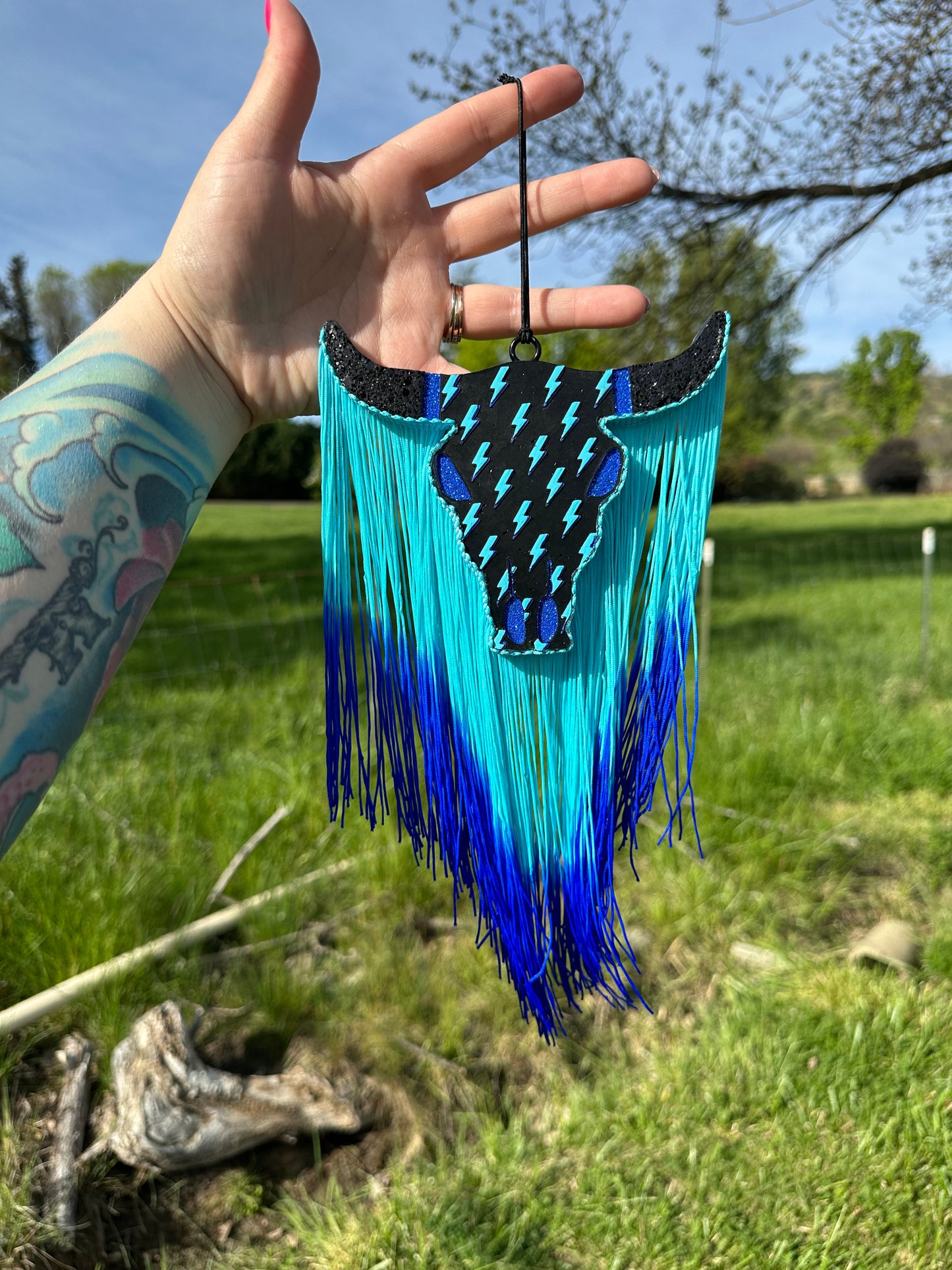 Lighting Bolt Ombré Bull Skull Freshie